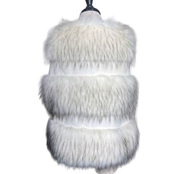 LaSeine White 3 Tier Fax Fur Vest Size Small - Picture 4 of 5